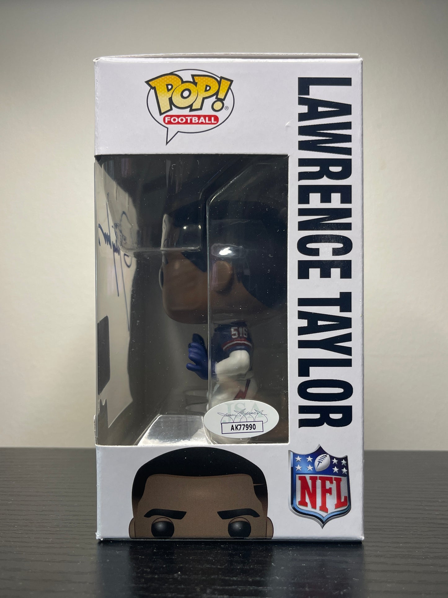 Funko Pop! NFL – Lawrence Taylor #79 – New York Giants | Signed | Authenticated
