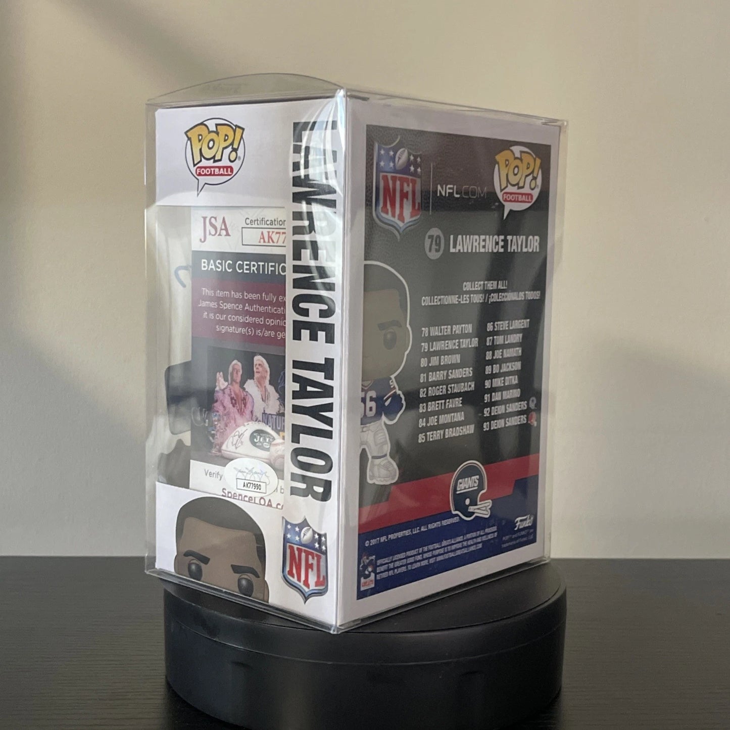 Funko Pop! NFL – Lawrence Taylor #79 – New York Giants | Signed | Authenticated