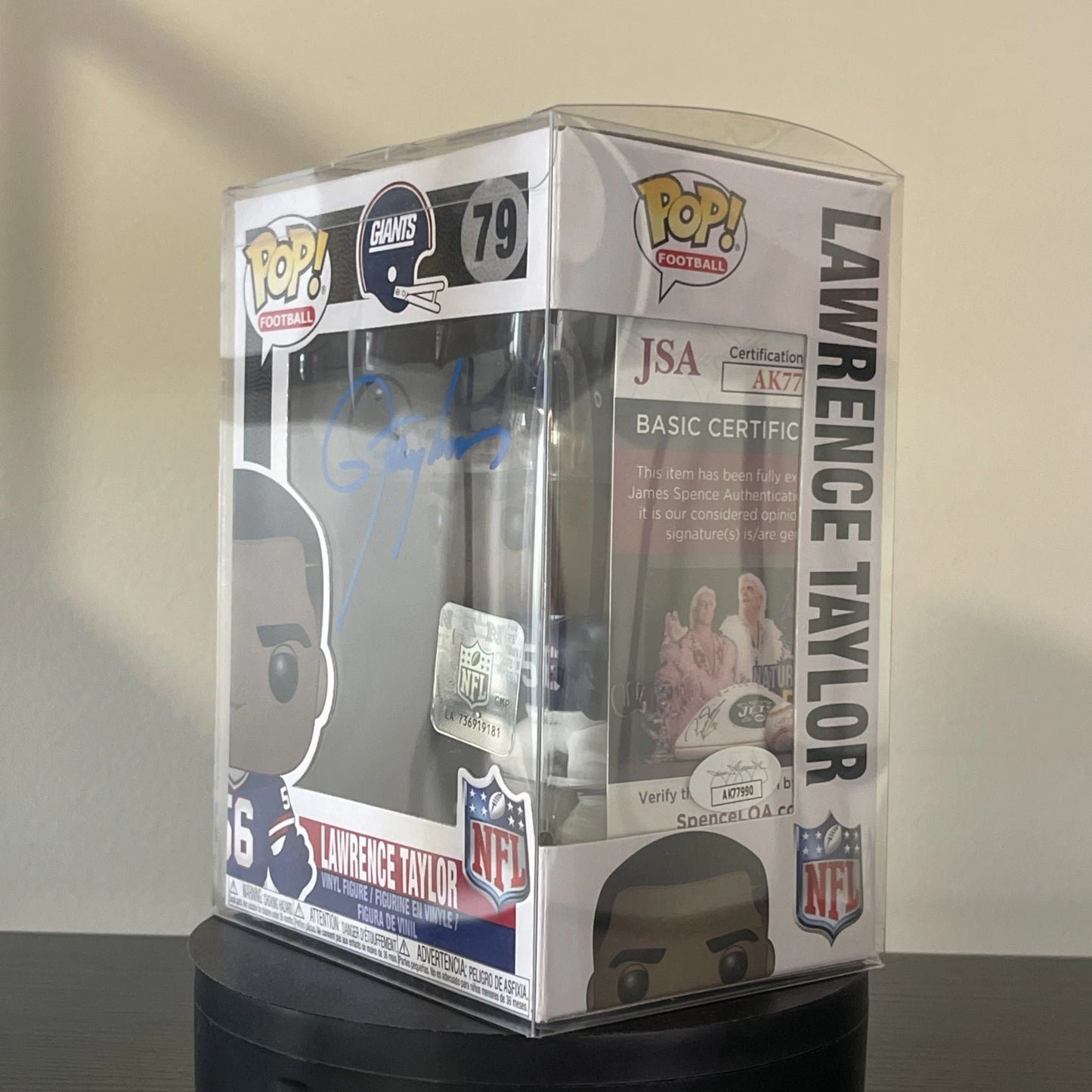 Funko Pop! NFL – Lawrence Taylor #79 – New York Giants | Signed | Authenticated