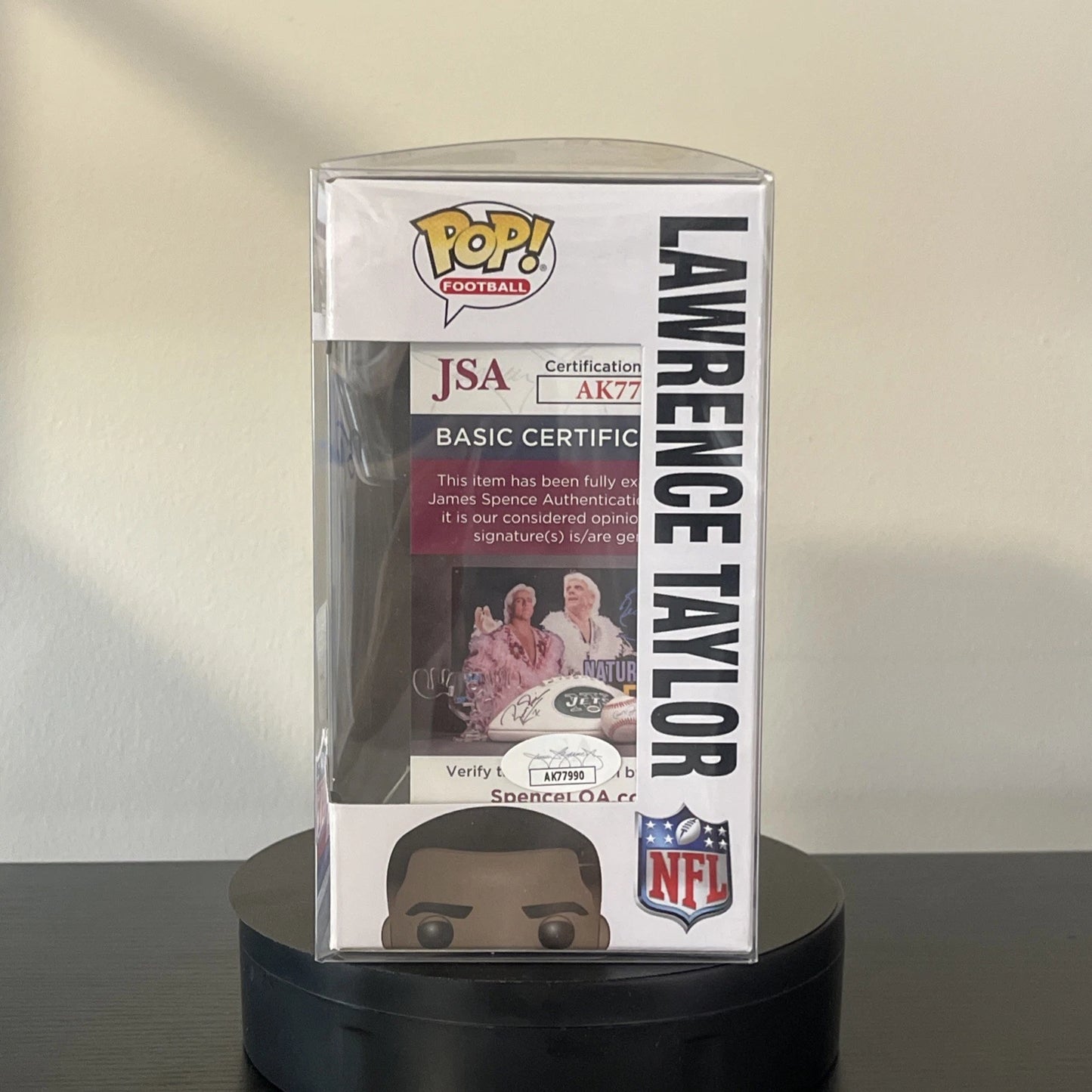 Funko Pop! NFL – Lawrence Taylor #79 – New York Giants | Signed | Authenticated